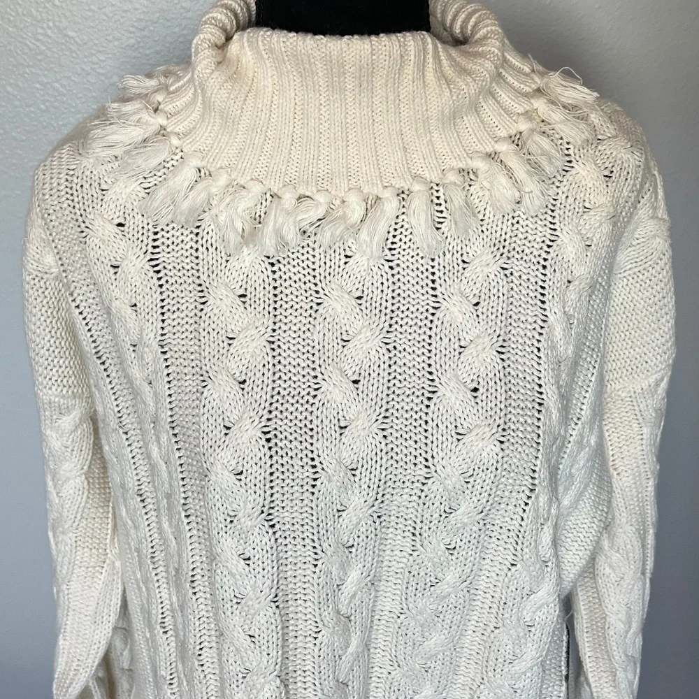 YARNWORKS Women’s Sweater (Size L)
